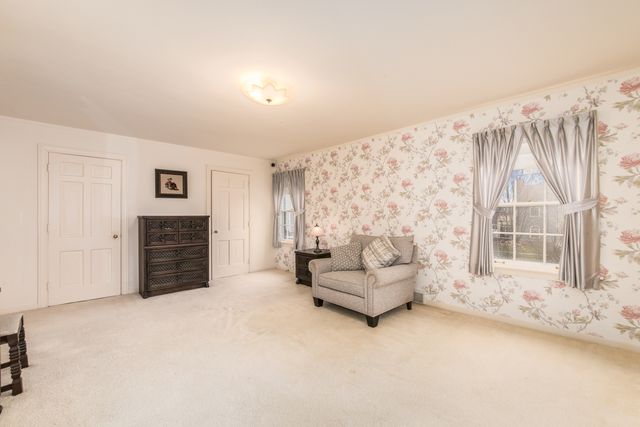 829 Hastings Street, Park Ridge, IL 60068