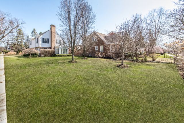 829 Hastings Street, Park Ridge, IL 60068