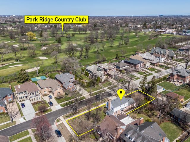 829 Hastings Street, Park Ridge, IL 60068