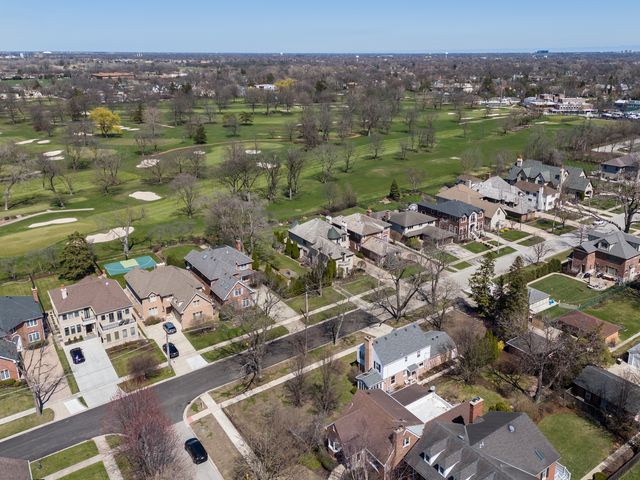 829 Hastings Street, Park Ridge, IL 60068