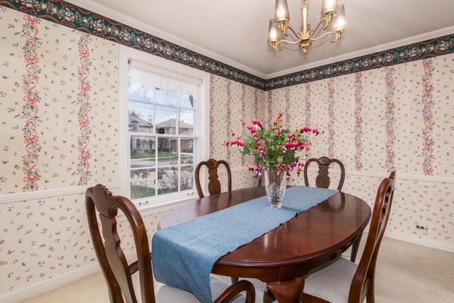 829 Hastings Street, Park Ridge, IL 60068