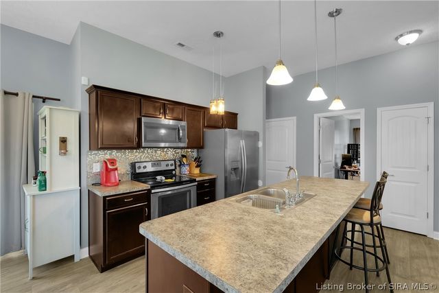 3922 Mariah Drive, New Albany, IN 47150