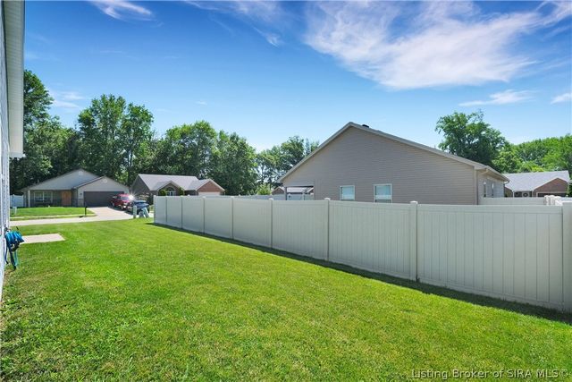 3922 Mariah Drive, New Albany, IN 47150