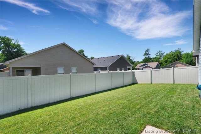 3922 Mariah Drive, New Albany, IN 47150