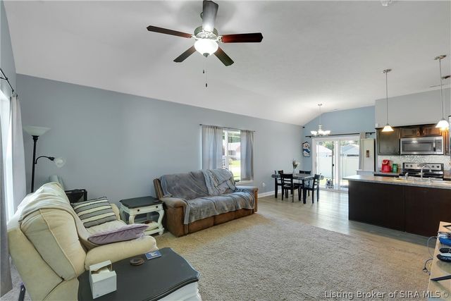 3922 Mariah Drive, New Albany, IN 47150