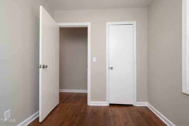 386 Timbertree Branch Road, Kingsport, TN 37660