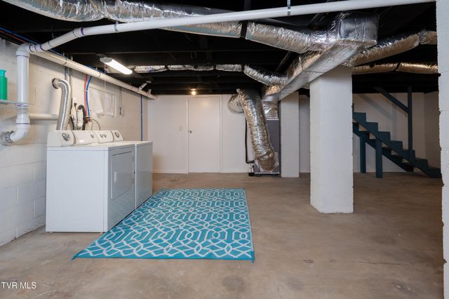 386 Timbertree Branch Road, Kingsport, TN 37660