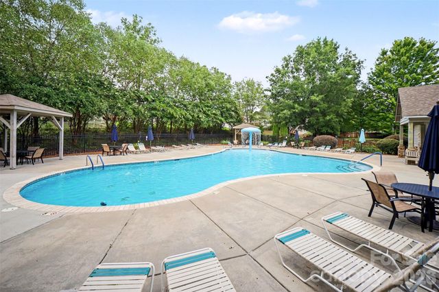 2172 Southridge Drive, Belmont, NC 28012