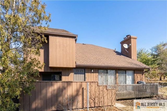 9 Kingsberry Drive, Somerset, NJ 08873