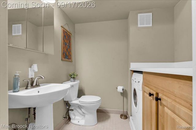 15 E Kirby Street 820, Detroit, MI 48202