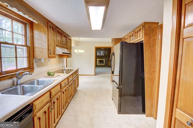 2468 Mary Briggs Court, Dunwoody, GA 30360