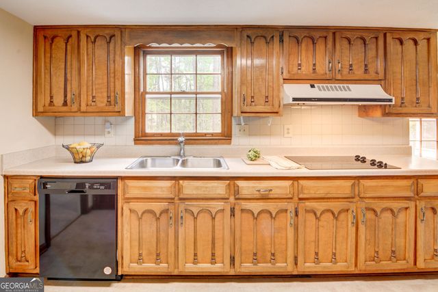 2468 Mary Briggs Court, Dunwoody, GA 30360