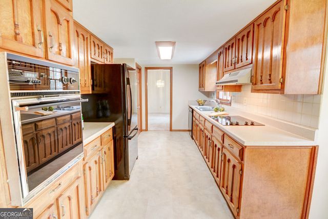 2468 Mary Briggs Court, Dunwoody, GA 30360