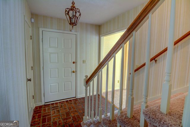 2468 Mary Briggs Court, Dunwoody, GA 30360