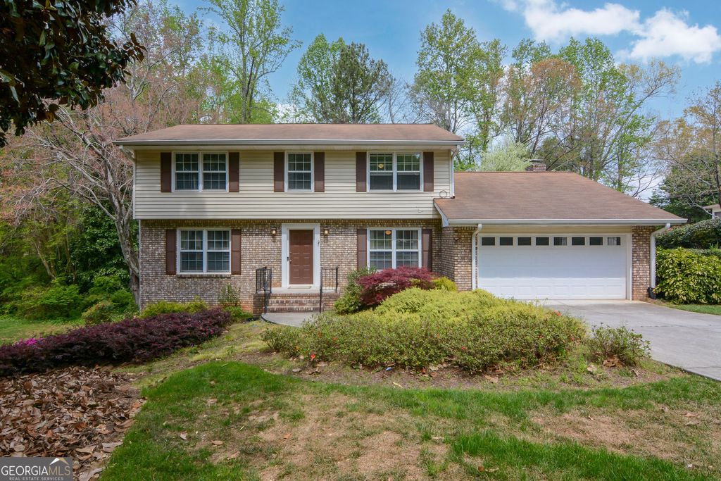 2468 Mary Briggs Court, Dunwoody, GA 30360