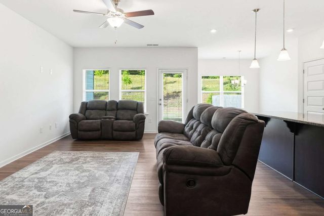 175 Crossroad Circle, Jasper, GA 30143