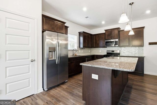 175 Crossroad Circle, Jasper, GA 30143