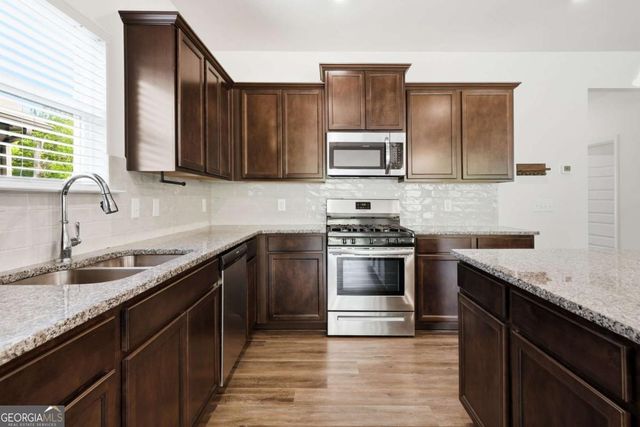 175 Crossroad Circle, Jasper, GA 30143