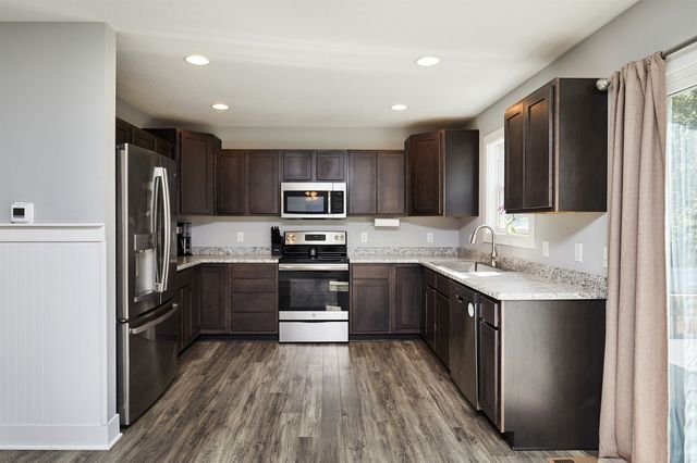 4703 Wisconsin Avenue, Des Moines, IA 50317
