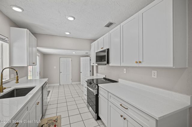 736 Ballard Drive, Melbourne, FL 32935