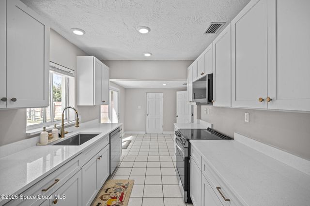 736 Ballard Drive, Melbourne, FL 32935