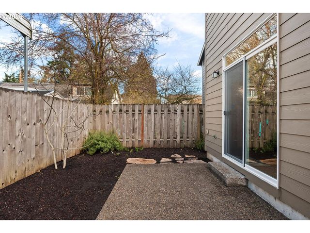 5407 Se FLAVEL St, Portland, OR 97206