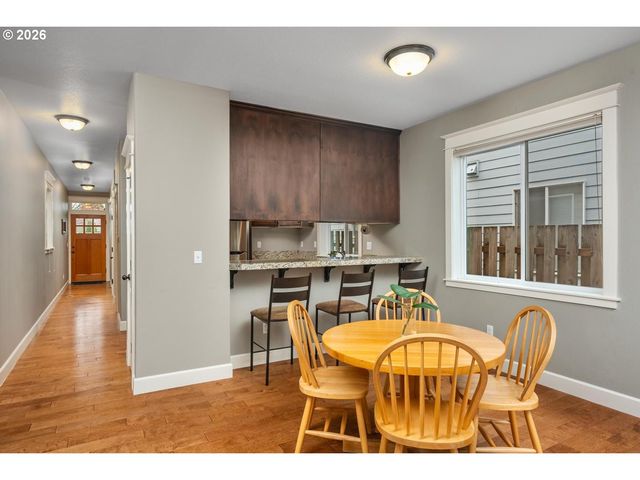 5407 Se FLAVEL St, Portland, OR 97206