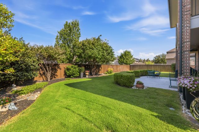 10853 Southbury Lane, Frisco, TX 75033