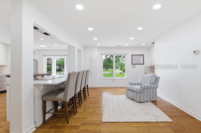 35 Outpost Ln, Hilton Head Island, SC 29928