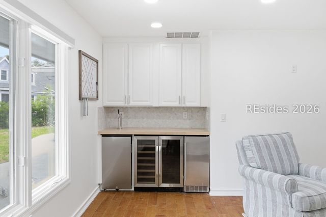 35 Outpost Ln, Hilton Head Island, SC 29928