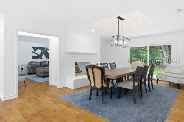 35 Outpost Ln, Hilton Head Island, SC 29928