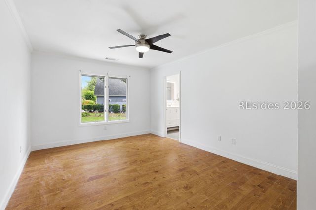 35 Outpost Ln, Hilton Head Island, SC 29928
