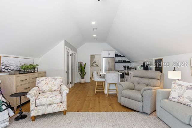 35 Outpost Ln, Hilton Head Island, SC 29928