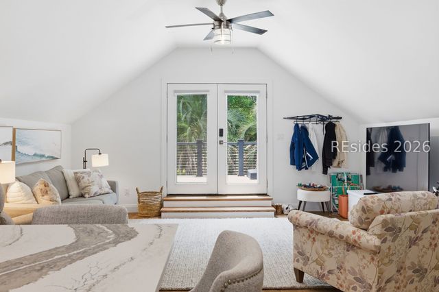 35 Outpost Ln, Hilton Head Island, SC 29928