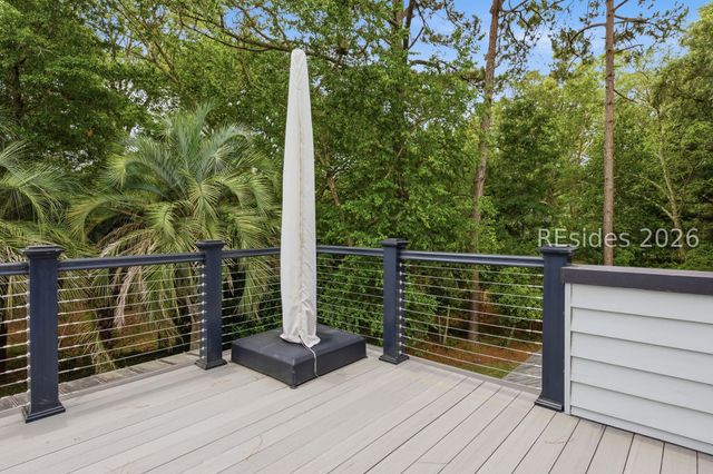 35 Outpost Ln, Hilton Head Island, SC 29928