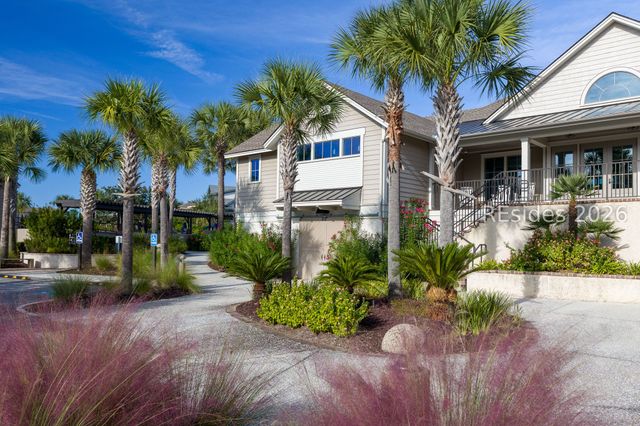 35 Outpost Ln, Hilton Head Island, SC 29928