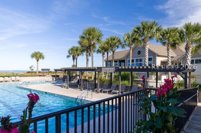 35 Outpost Ln, Hilton Head Island, SC 29928