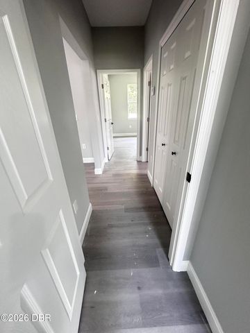 221 W Euclid Avenue, Deland, FL 32720