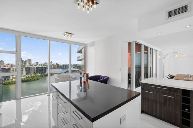 3370 Hidden Bay Dr 2711, Aventura, FL 33180