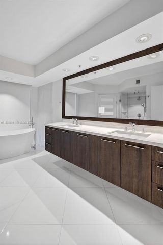 3370 Hidden Bay Dr 2711, Aventura, FL 33180