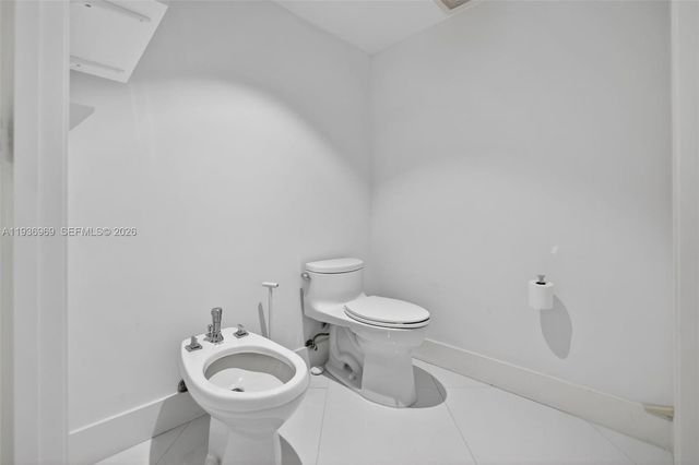 3370 Hidden Bay Dr 2711, Aventura, FL 33180