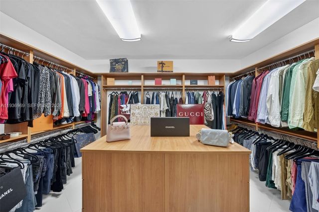 3370 Hidden Bay Dr 2711, Aventura, FL 33180