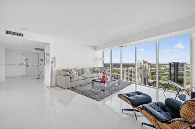 3370 Hidden Bay Dr 2711, Aventura, FL 33180