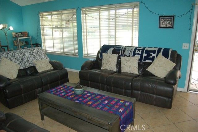 395 S Tamarisk, Rialto, CA 92376