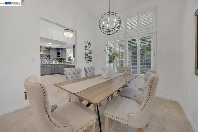 7331 Elmwood Cir, Pleasanton, CA 94588