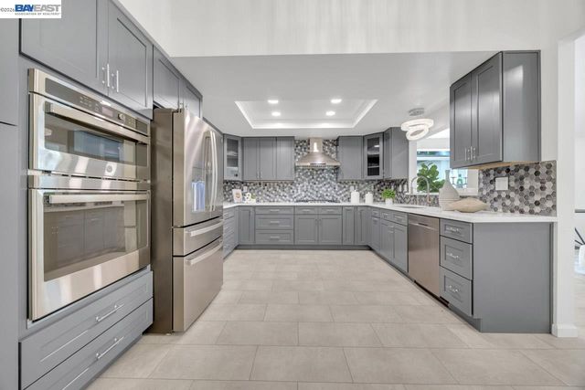 7331 Elmwood Cir, Pleasanton, CA 94588