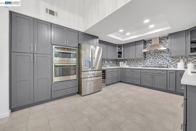 7331 Elmwood Cir, Pleasanton, CA 94588