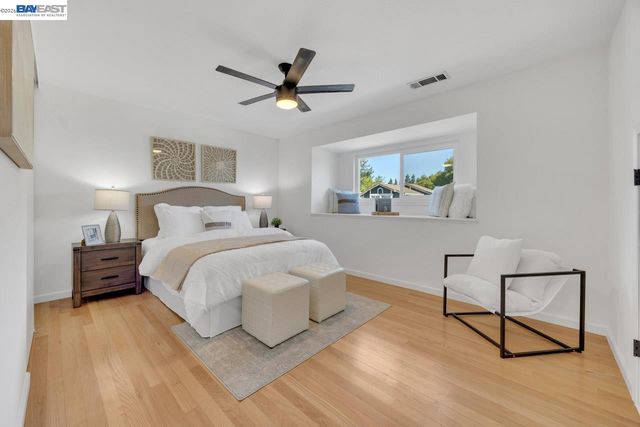 7331 Elmwood Cir, Pleasanton, CA 94588