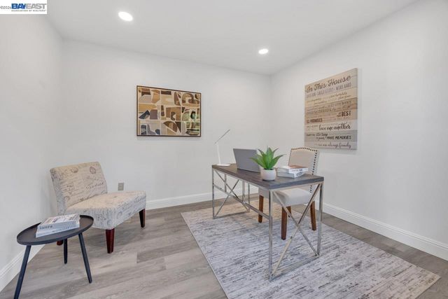 7331 Elmwood Cir, Pleasanton, CA 94588