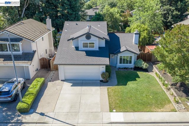 7331 Elmwood Cir, Pleasanton, CA 94588
